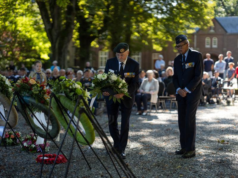 ../public/images/images/fotos/2023/Op Vleugels Der Vrijheid - 24 sept 2023 - 162.jpg